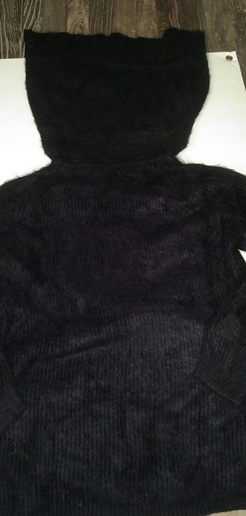 HENRI BENDEL NY sweater - Picture 3 of 4